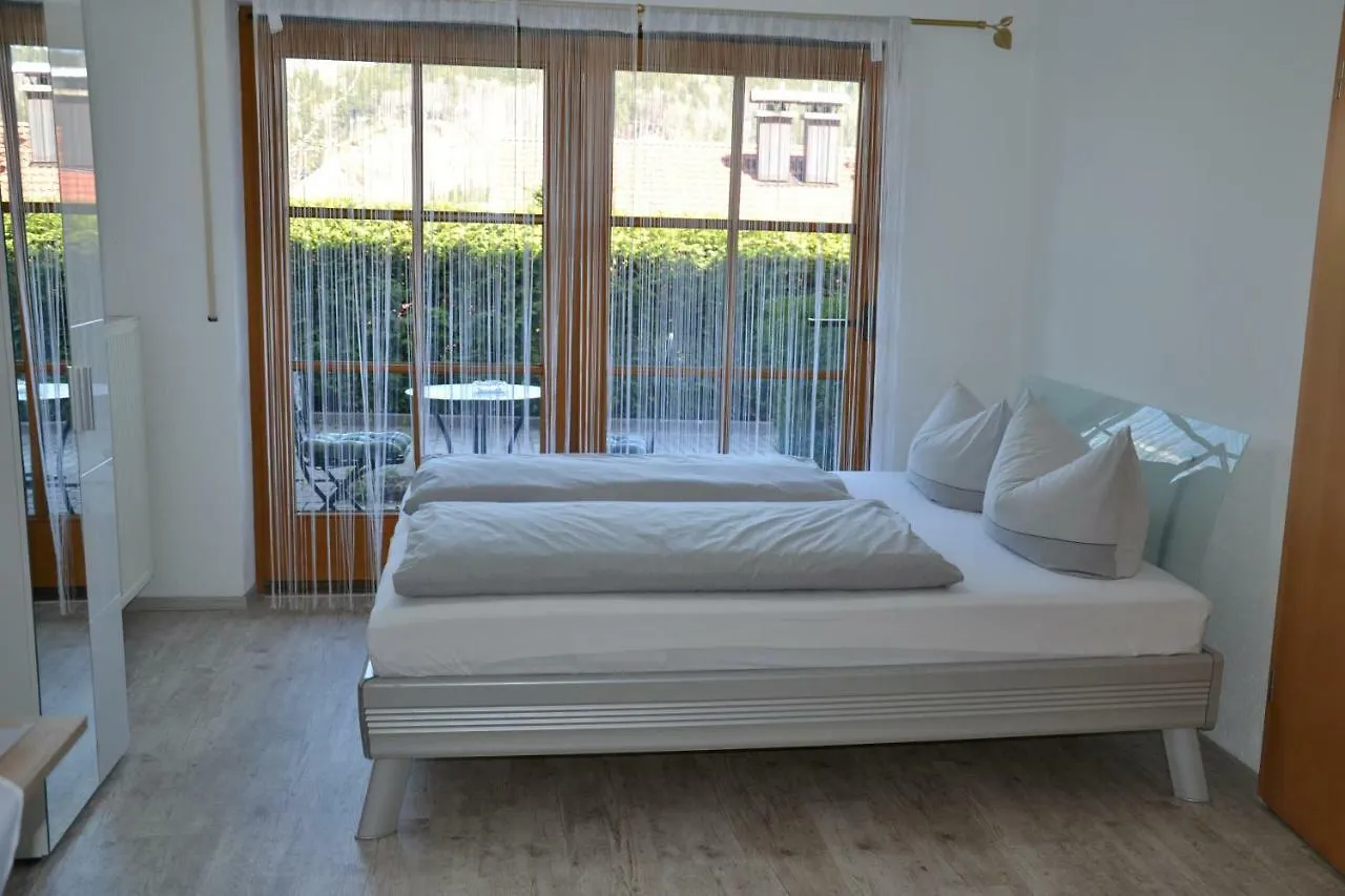 Homestay Ferienwohnung Emil Immenstadt im Allgaeu